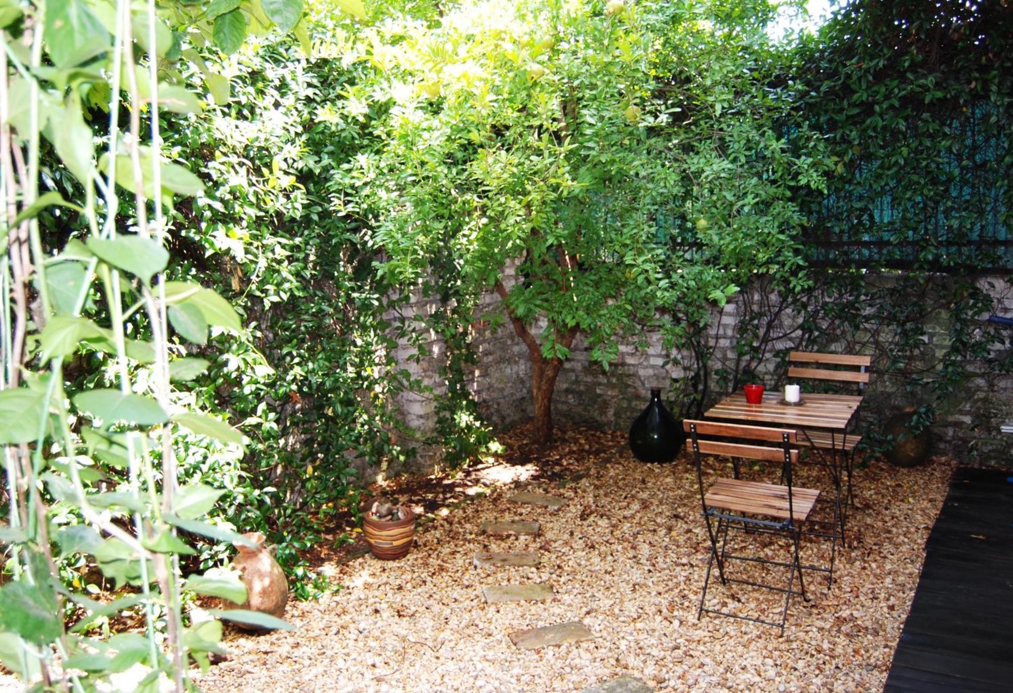 Two-room Apt. Under The Aqueduct's Arch In Pigneto Rome